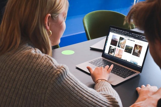 Odoo CMS- Sample image floating